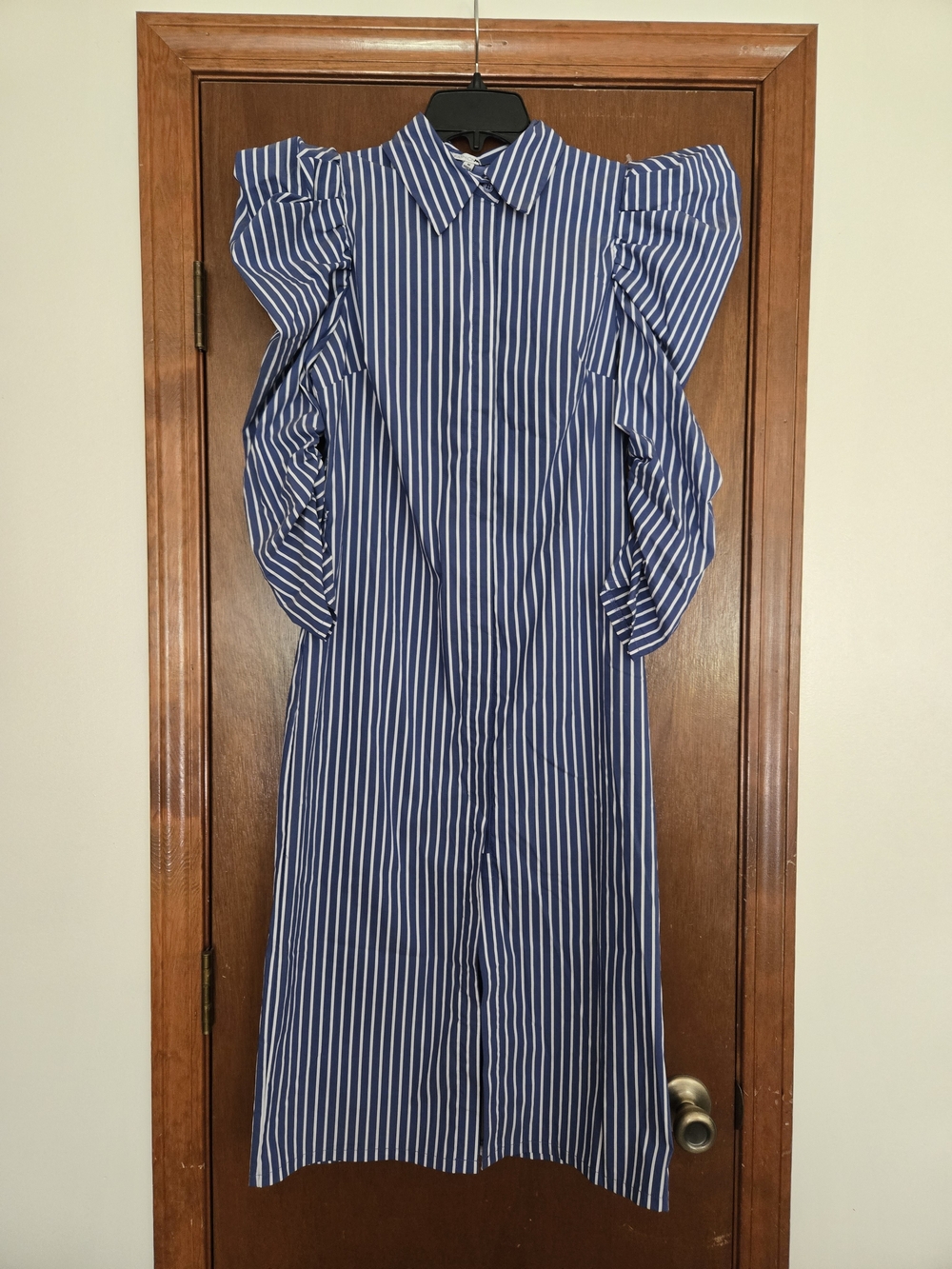 Fashion Nova Preppy Days Navy Striped Puff Sleeve Midi Dress M NWT
